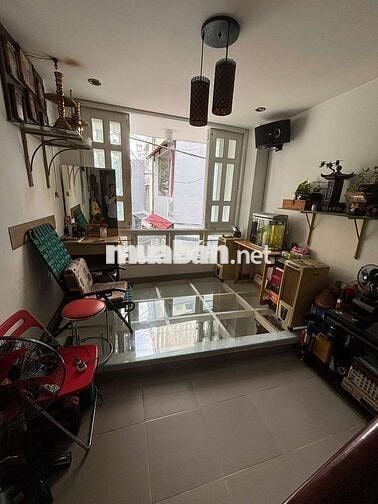 HẺM XE HƠI THÔNG TRUNG TÂM Q3 4 TẦNG 4 TỶ XÍU