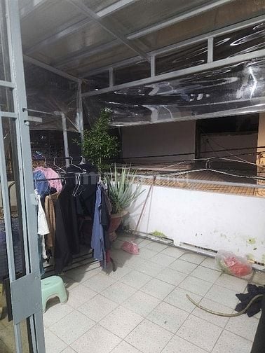 Nhà lớn 2 tầng, giáp Q5, 4PN,DTSD 146m vuông, Ngang 4m, nhỉn 7tỷ