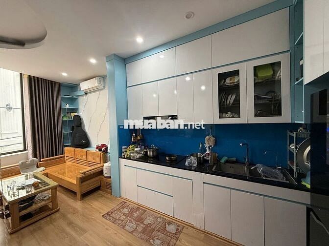 📢📢📢Dân Xây 31m2 x 5 Tầng Thạch Bàn – Cổ Linh Ô Tô Vào Nhà – 6.x tỷ