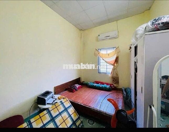 bán nhà gần ngã tư chợ vân canh 30,2m , 2 ngủ, 2 vê sinh