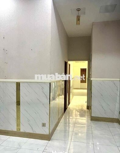 Nhà cho thuê nguyên căn 80m2 có: 2pn nằm gần chợ Tân Long - Dĩ An