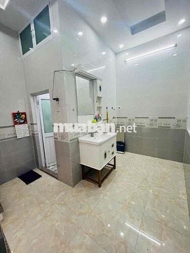 CHO THUÊ NHÀ 2 LẦU MẶT TIỀN CẠNH CẦU TRẦN HOÀNG NA