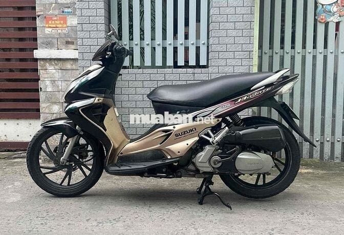 Hayate đẹp, máy êm thì thầm bao vọt biển SG