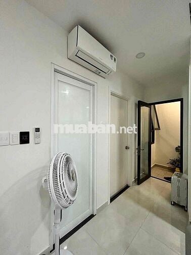CHỦ CẦN BÁN CĂN HỘ TRÊN ĐƯỜNG NGUYỄN VĂN LINH CĂN 54M 2PN 2WC GIÁ 1,99