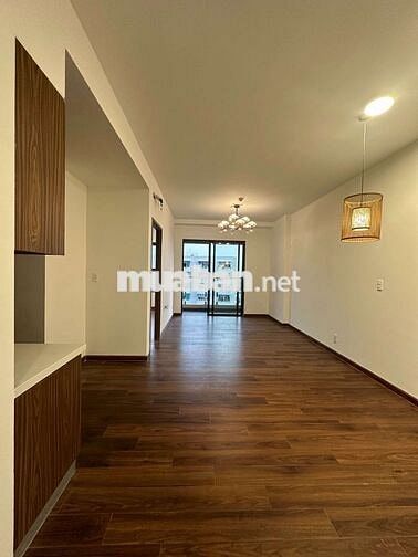 cho thuê căn hộ 3pn chỉ 14tr. Nội thất CB đầy đủ.