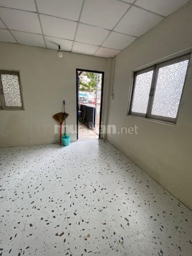 Văn Phòng 65m2 Đào Duy Anh, Phú Nhuận 