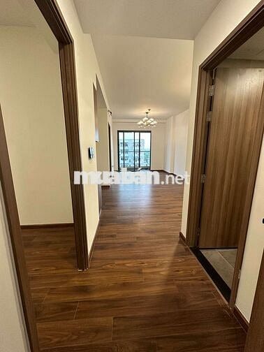 cho thuê căn hộ 3pn chỉ 14tr. Nội thất CB đầy đủ.