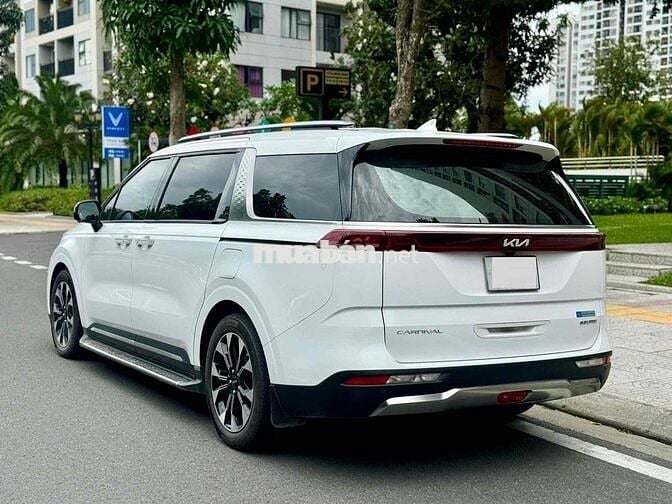 Kia Carnival 2022 Signature 2.2D - 79000 km