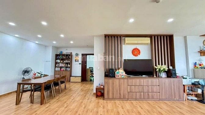 Satra Eximland- Phan Đăng Lưu-P1- PN 3PN, 145m2, NTCB, 21tr/th