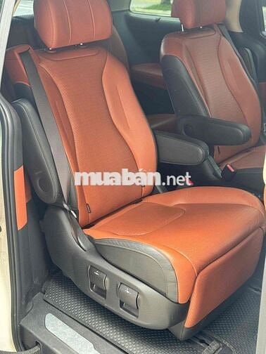 Kia Carnival 2022 Signature 2.2D - 79000 km