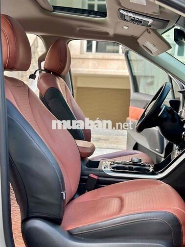 Kia Carnival 2023 Signature 2.2D - 45000 km