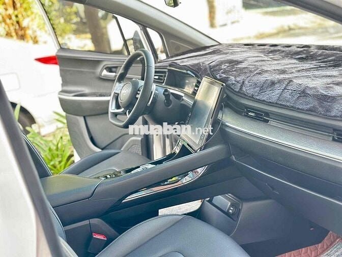 Hyundai Custin 2023 Đặc Biệt 1.5T - 20000 km