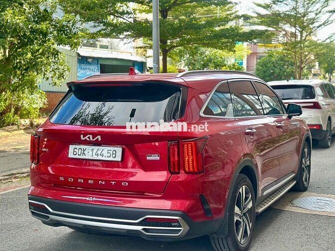 Kia Sorento 2022 Signature 2.5 AT AWD - 2700 km