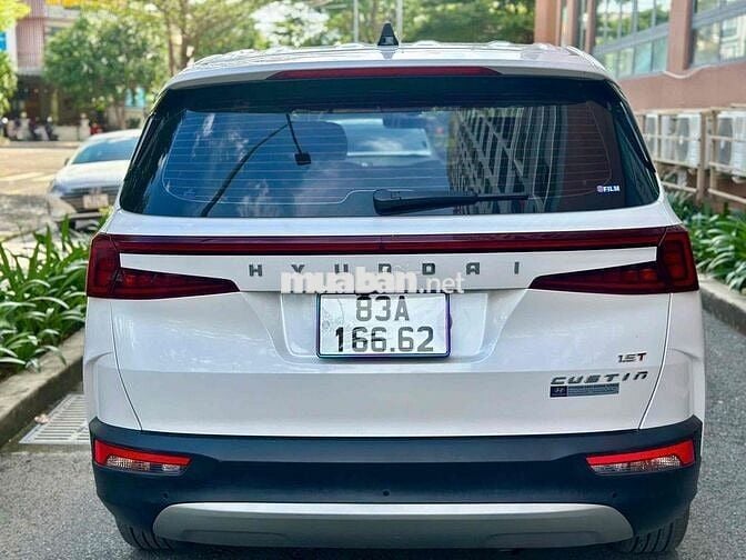 Hyundai Custin 2023 Đặc Biệt 1.5T - 20000 km