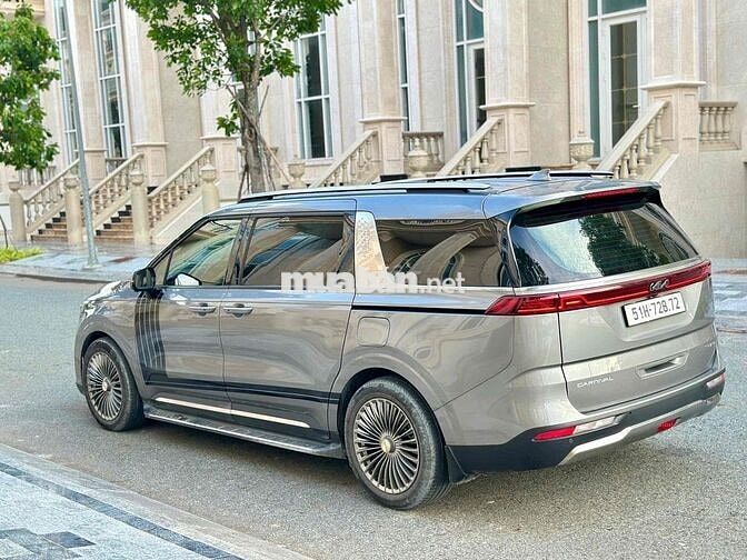 Kia Carnival 2023 Signature 2.2D - 45000 km
