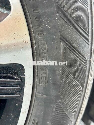 Hyundai Custin 2023 Đặc Biệt 1.5T - 20000 km