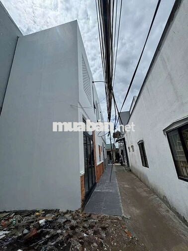 NHÀ TRỆT LẦU XÂY MỚI - HẺM 311 NGUYỄN VĂN CỪ