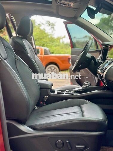 Kia Sorento 2022 Signature 2.5 AT AWD - 2700 km