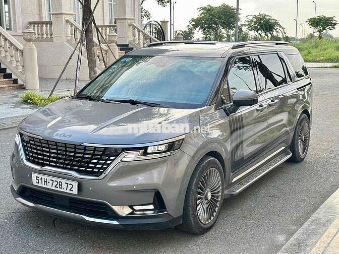 Kia Carnival 2023 Signature 2.2D - 45000 km