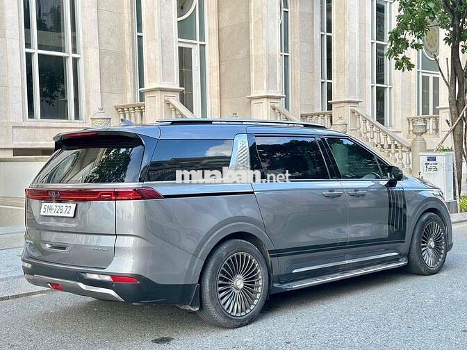 Kia Carnival 2023 Signature 2.2D - 45000 km