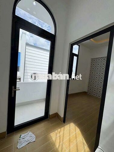 NHÀ TRỆT LẦU XÂY MỚI - HẺM 311 NGUYỄN VĂN CỪ