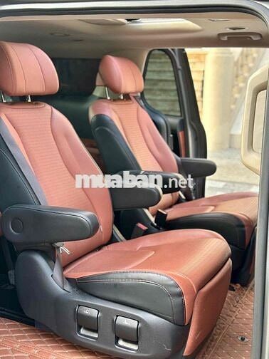 Kia Carnival 2023 Signature 2.2D - 45000 km