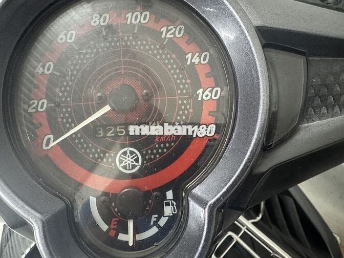 Cần ra đi Exciter 135 (màu xám lông chuột)