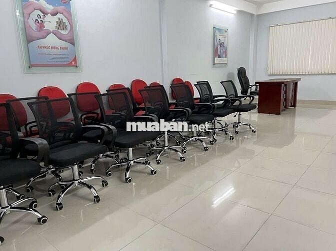 Cho thuê nhà Mặt Tiền Phạm Văn Đồng,1 Trệt ,lửng, 2 lầu+ST suốt ,Có TM