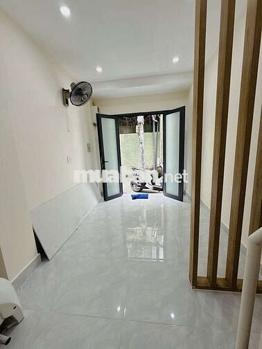 Nguyễn thượng hiền p5 bt -2 tầng - hẻm xe hơi