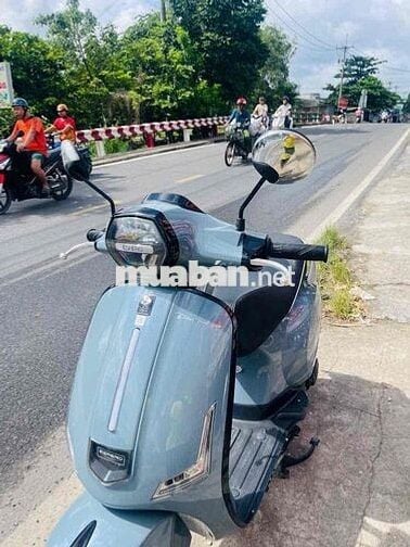 Vespa 50 cc 2023 chính chủ