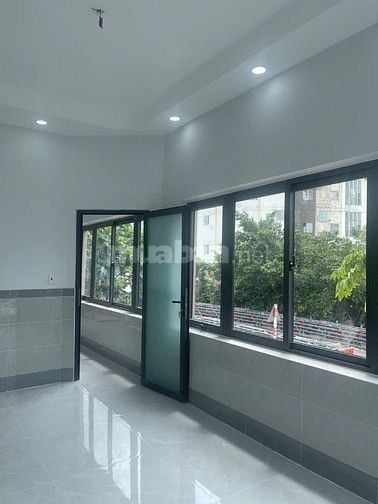 Bán nhà mặt tiền đường Nguyễn Thái Sơn, Phường 5, Quận Gò Vấp