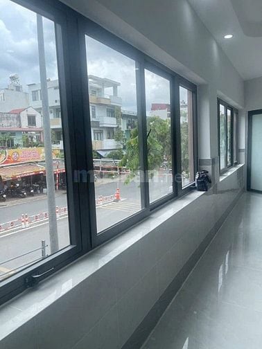 Bán nhà mặt tiền đường Nguyễn Thái Sơn, Phường 5, Quận Gò Vấp
