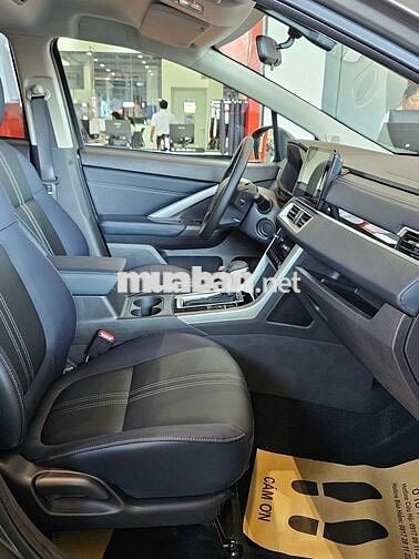 Mitsubishi Xpander Cross Nâu 2025 - Giảm kịch sàn