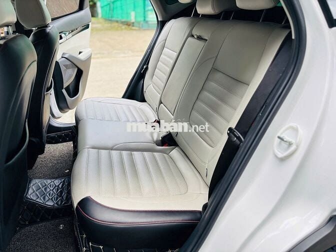 Kia Seltos 2023 1.4 Premium-33000km