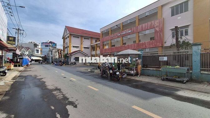Cần bán lô đất ngay chợ chiều tỉnh lộ 15 xã Tân Thạnh Đông Hồ Chí Minh