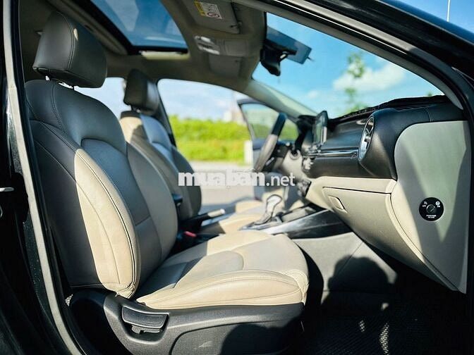 Kia Cerato 2019 luxury 1.6 luxury - 69000km