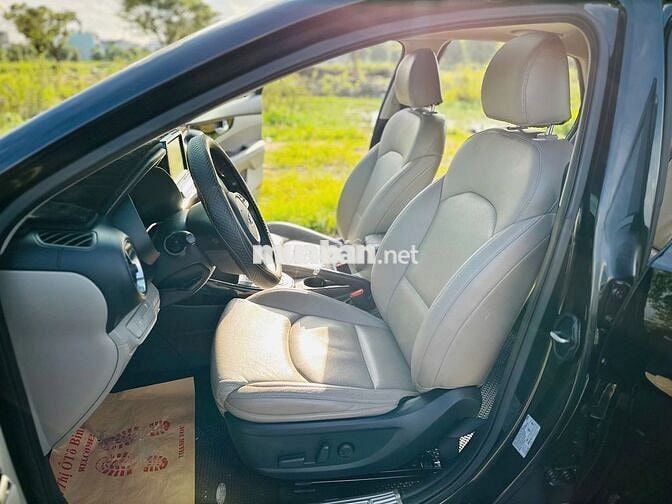 Kia Cerato 2019 luxury 1.6 luxury - 69000km