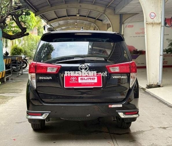 Innova 2.0 Venturer 2017 - 59.635 km- Giá còn giảm