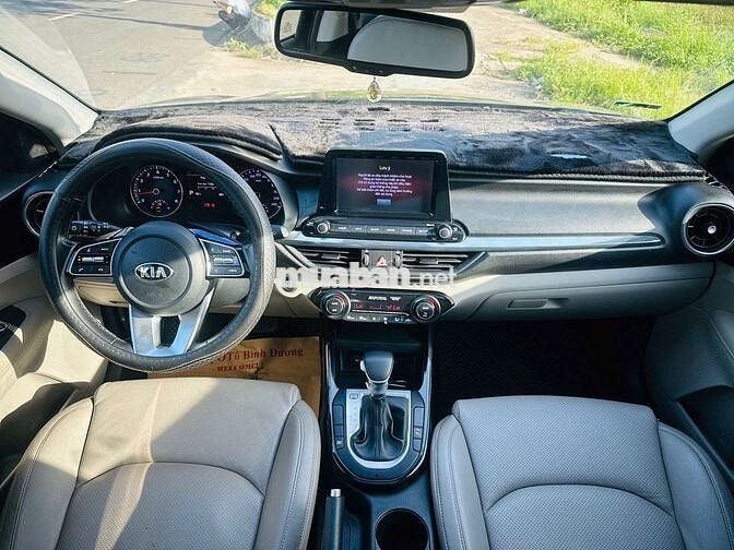 Kia Cerato 2019 luxury 1.6 luxury - 69000km