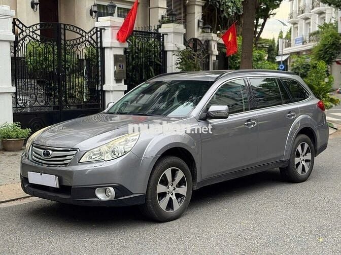 Chính chủ bán Subara Outback 2.5i 2010 một chủ