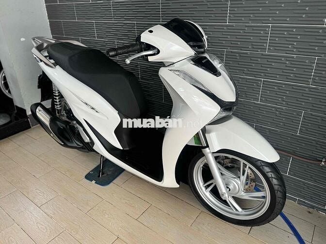 Honda SH125 date 2025 Trắng Bs Sài Gòn