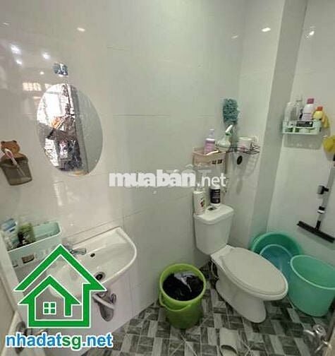 HẺM Ô TÔ – NGAY AEON MALL – NHÀ 2 TẦNG -2PN, 2WC, PK, bếp