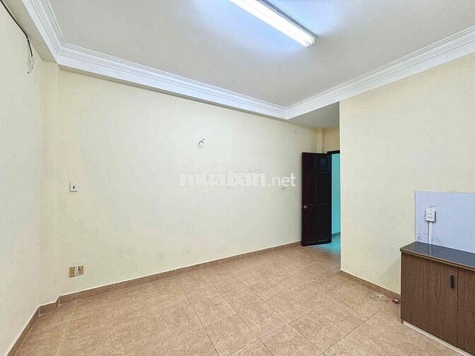 STUDIO BANCOL/ CỬA SỔ RỘNG XÁC TRƯỜNG DH SƯ PHẠM, KHTN SÀI GÒN