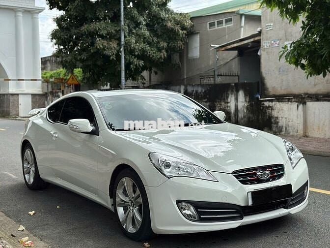 Hyundai Genesis 2.0 AT 2011 - 33.000 km