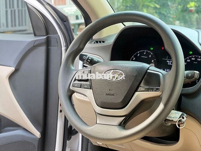 Accent 1.4 MT bản thiếu 2023 - 45000km