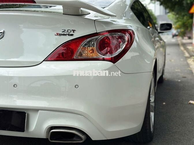 Hyundai Genesis 2.0 AT 2011 - 33.000 km