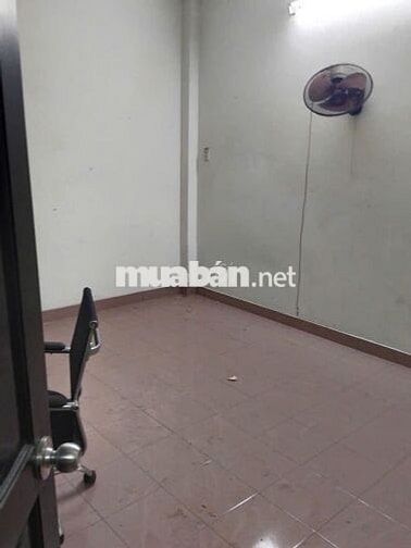 Cho Thuê nhà Phạm Văn Hai 4x12m, 3 lầu 6pn nhà sơn mới, giá 17 triệu