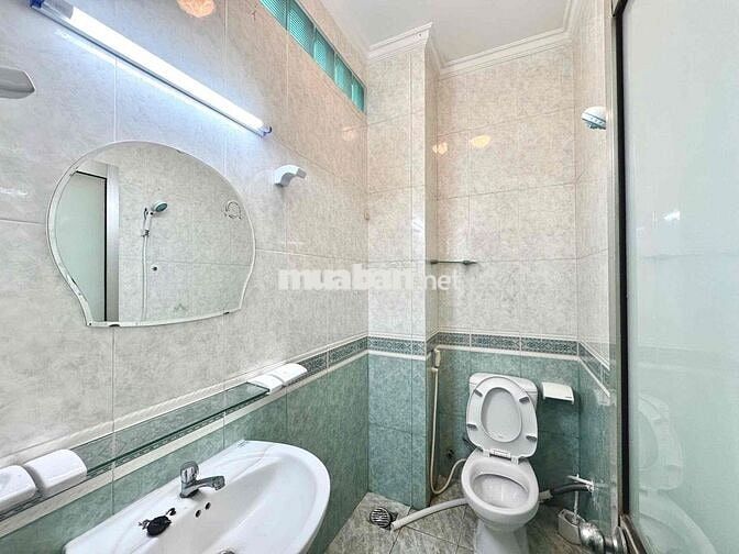 STUDIO BANCOL/ CỬA SỔ RỘNG XÁC TRƯỜNG DH SƯ PHẠM, KHTN SÀI GÒN
