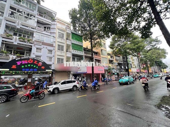 Cho thuê nhà mặt tiền trung tâm Quận 5 – vị trí đẹp, thuận tiện kinh d