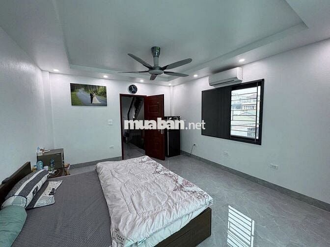 📢📢📢Phố Thạch Bàn 63m2 x 7 Tầng Thang Máy Ô Tô Vào Cửa - Nhỉnh 14 tỷ